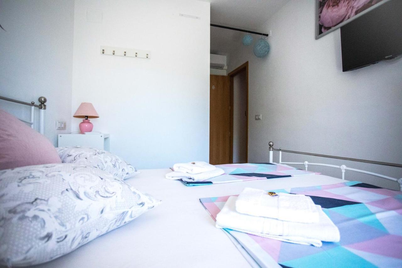 Corals B&B Apartment Denia Bagian luar foto